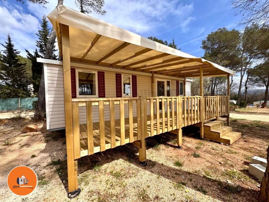 Mobil-home IRM ELEGANZIA 3 SUR PARCELLE AU PIED DE LA COLLINE - 