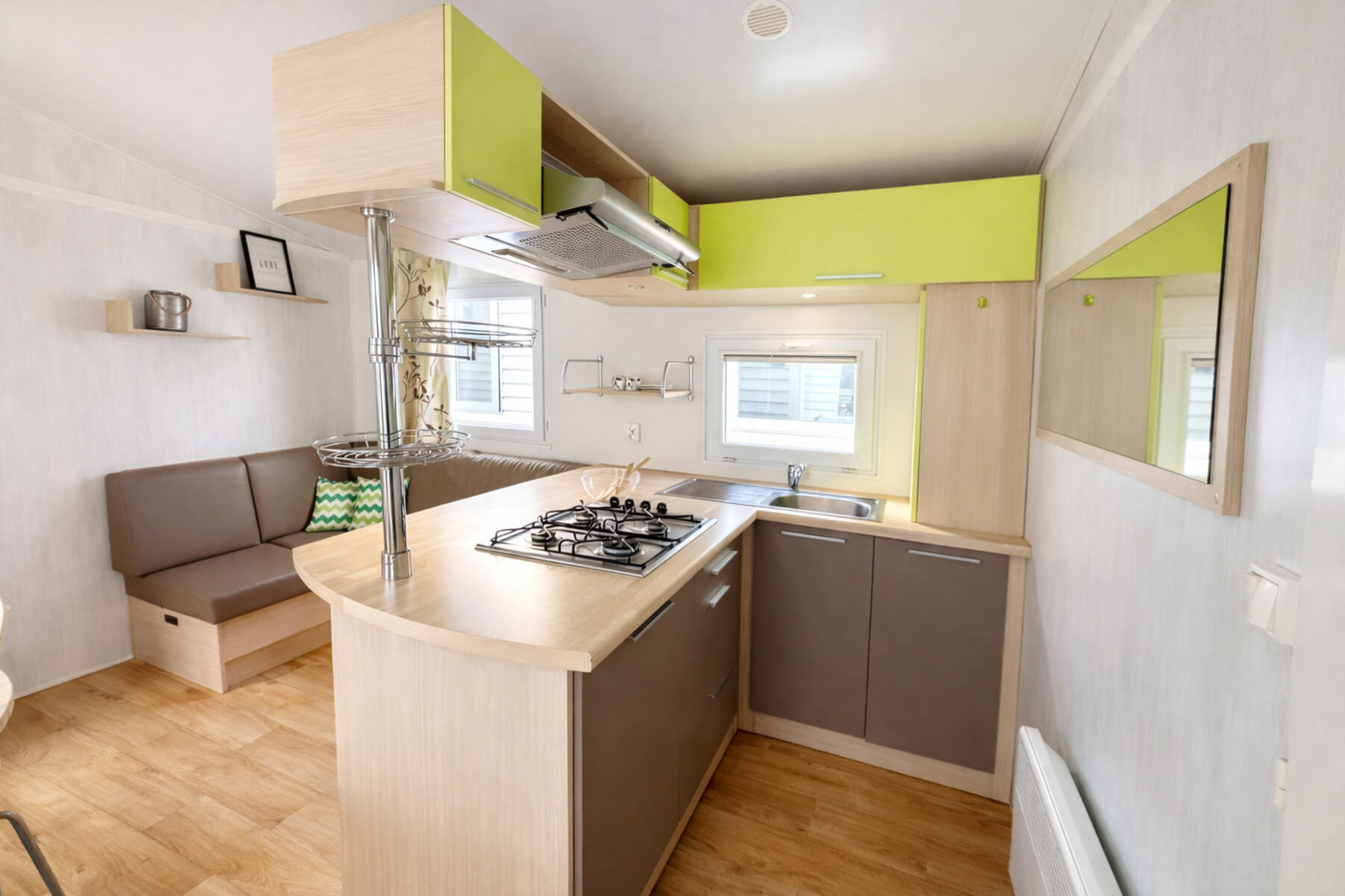 LOUISIANE FLORES - 5119