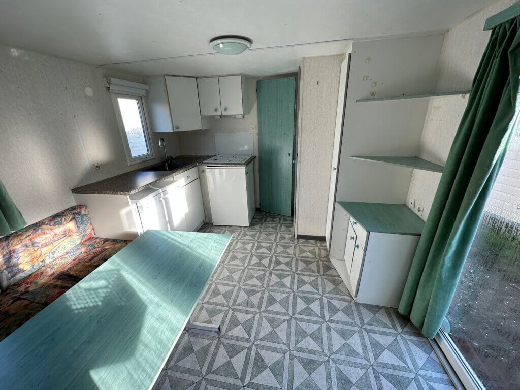 Mobil-home IRM Pluton - 7