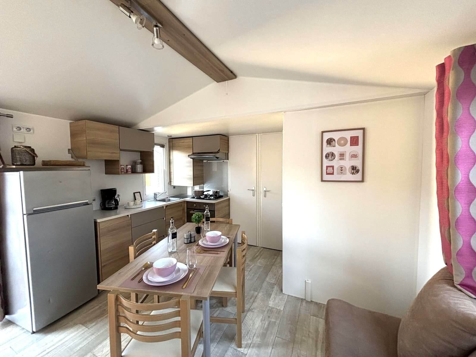 Mobil-Home OccasionIRM ELEGANZIA 3 SUR PARCELLE AU PIED DE LA COLLINE